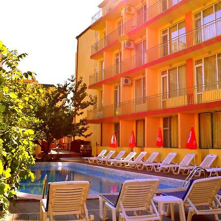 Ryor Hotel サニービーチ エクステリア 写真
